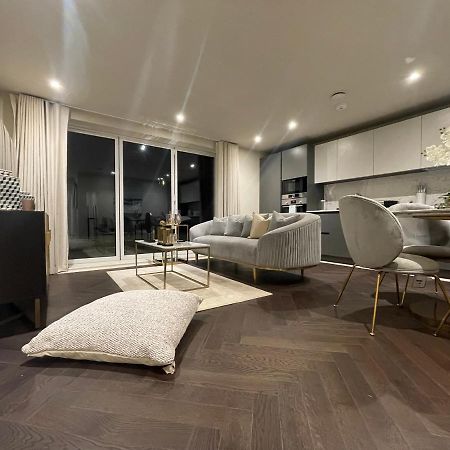 Appartement Sophisticated 1Br, 1 Ba Chigwell Designer Flat Chcl F2 Extérieur photo