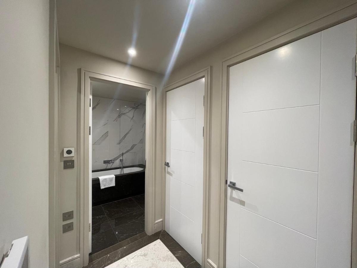 Appartement Sophisticated 1Br, 1 Ba Chigwell Designer Flat Chcl F2 Extérieur photo