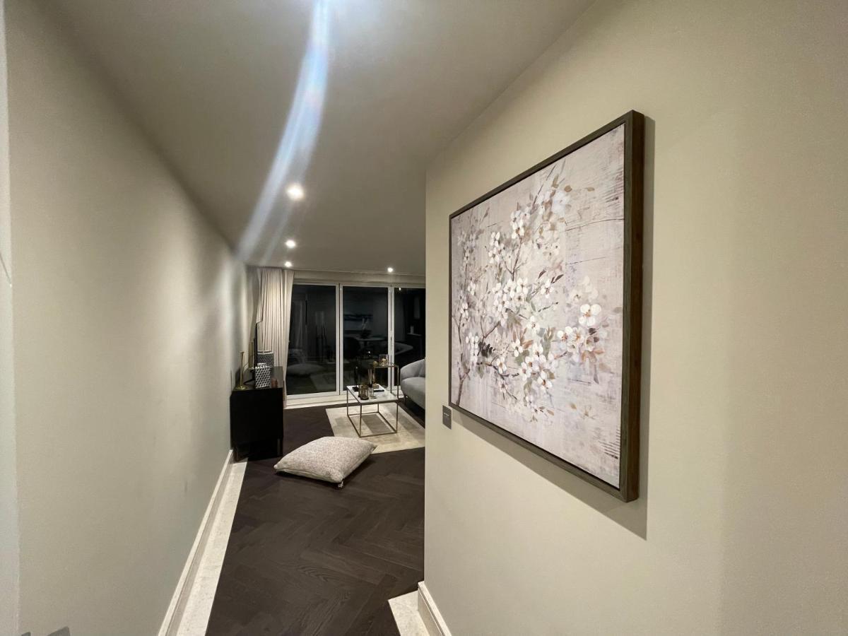 Appartement Sophisticated 1Br, 1 Ba Chigwell Designer Flat Chcl F2 Extérieur photo