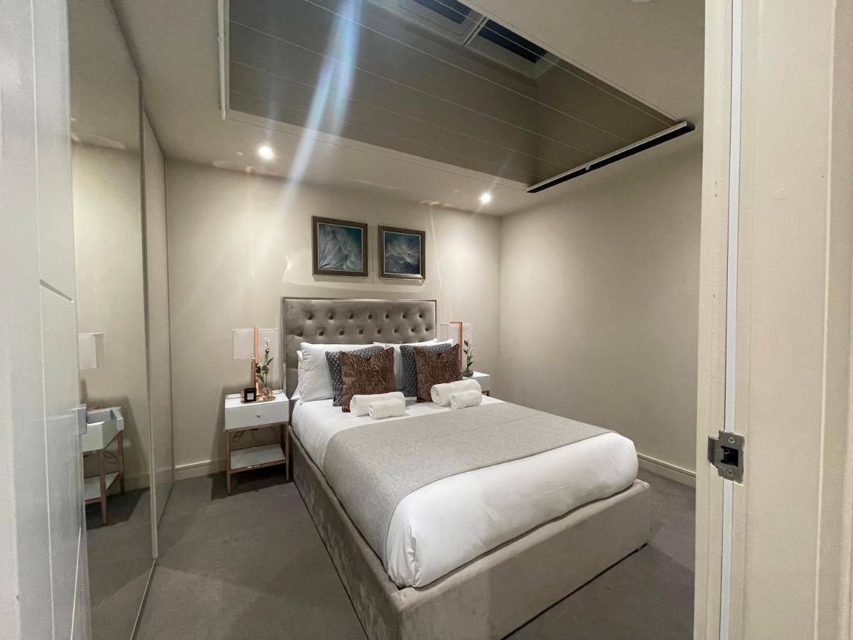Appartement Sophisticated 1Br, 1 Ba Chigwell Designer Flat Chcl F2 Extérieur photo