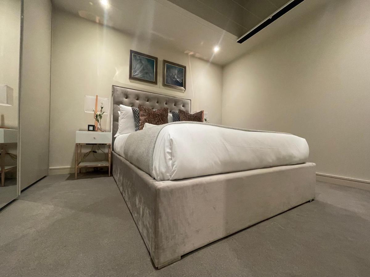 Appartement Sophisticated 1Br, 1 Ba Chigwell Designer Flat Chcl F2 Extérieur photo