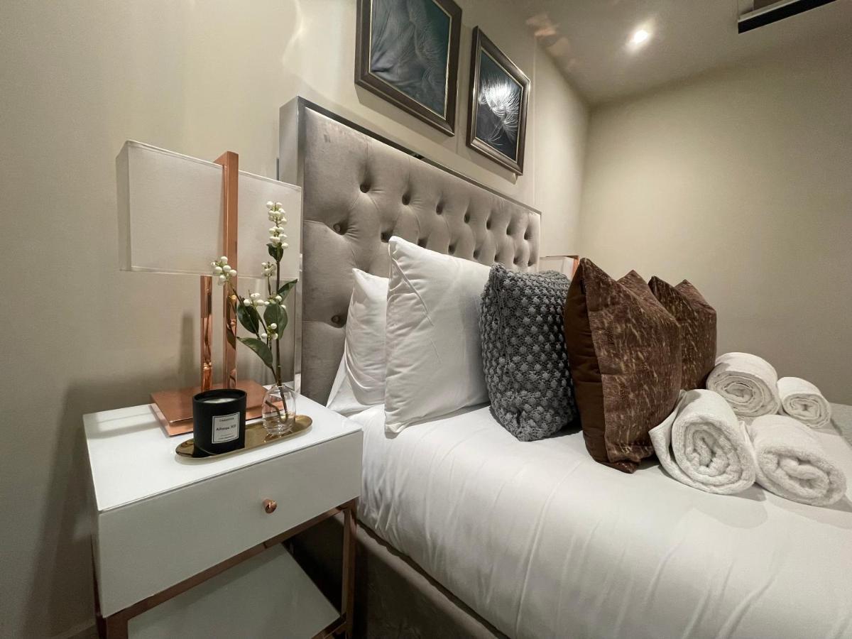 Appartement Sophisticated 1Br, 1 Ba Chigwell Designer Flat Chcl F2 Extérieur photo